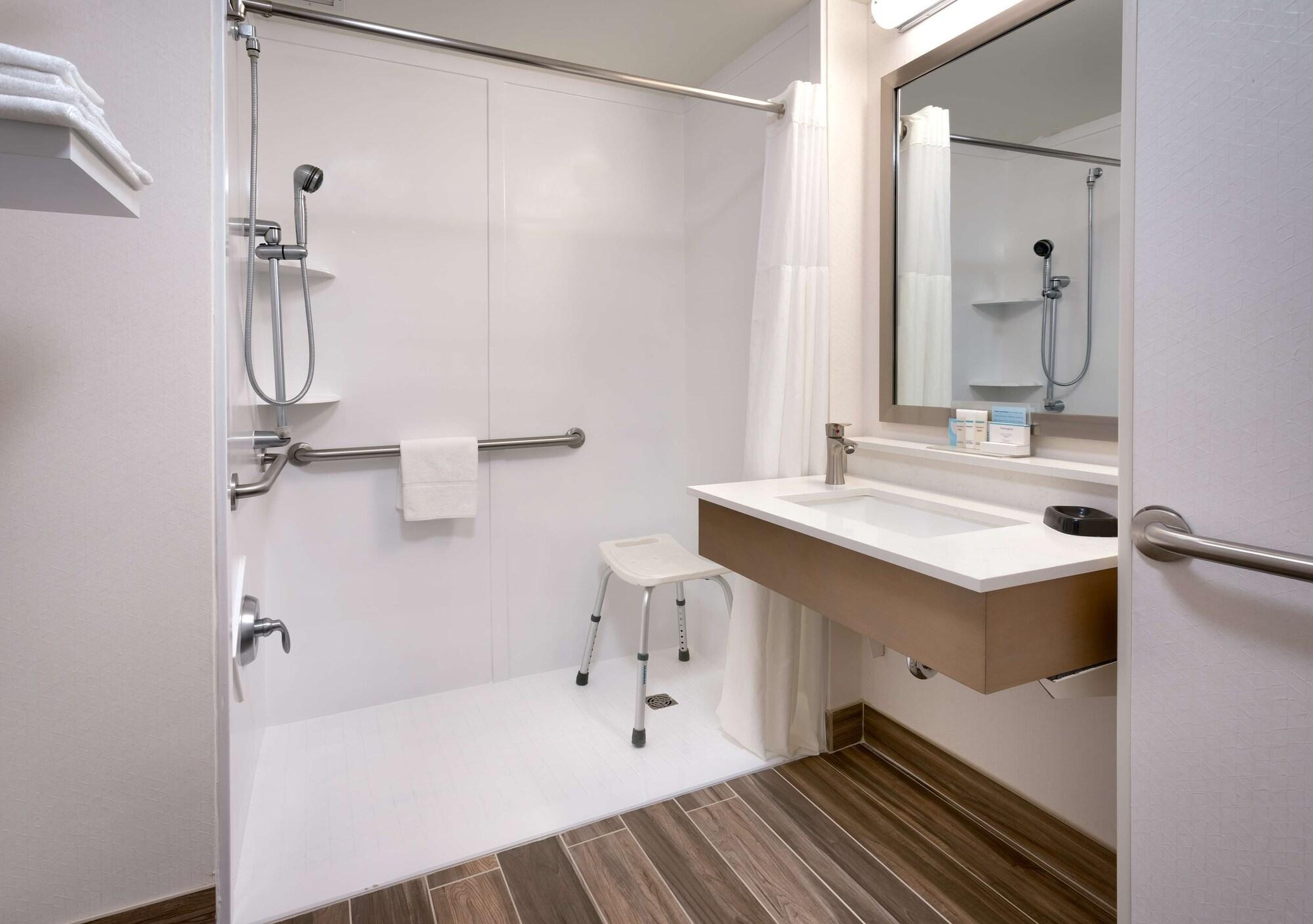 Hampton Inn Tremonton Exterior foto
